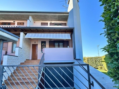 Villa a schiera via Don Fappani 47, Centro, Calvagese della Riviera