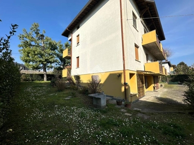 Villa bifamiliare via Santa Caterina 17, Seriate