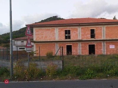 Villa in Vendita in Via marconi a Nicolosi