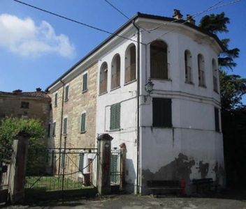 Villa singola in Via Musolengo Torre Calderai 11, Tortona, 13 locali