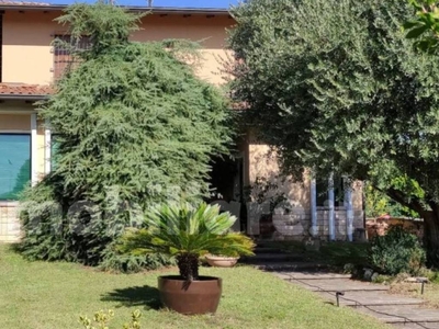 Villa unifamiliare, buono stato, 346 m², Villa Pedergnano, Erbusco