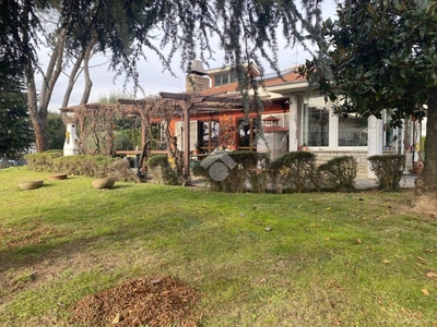 Villa unifamiliare via Vincenzo Monti 12, Scanzo Rosciate, Scanzorosciate