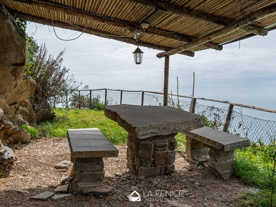 Rustico casale in vendita a Riomaggiore La Spezia Riomaggiore