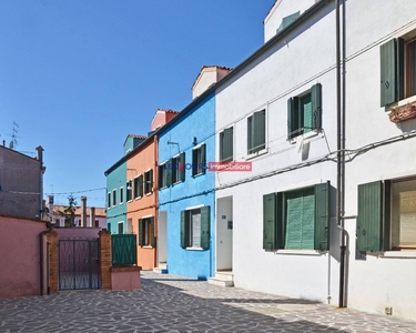 Terratetto in vendita a Venezia Burano