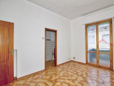 Appartamento a Civitella in Val di Chiana, 5 locali, 2 bagni, 99 m²