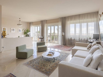 Appartamento di prestigio di 160 m² in affitto Milano, Lombardia