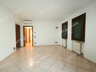 Appartamento in Affitto ad Legnago - 500 Euro