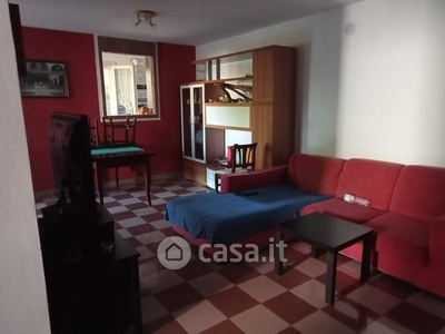 Appartamento in Affitto in a Castelnovo ne' Monti