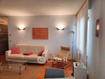 Appartamento in Affitto in Via Fratelli Salvioni 6 a Milano