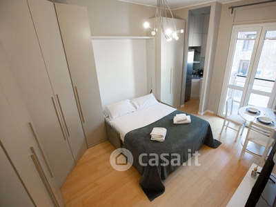 Appartamento in Affitto in Via Gian Giacomo Mora 9 a Milano