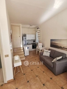 Appartamento in Affitto in Via Montecorvino a Catanzaro