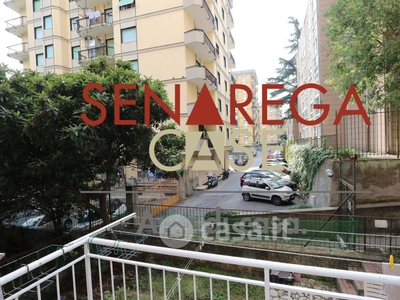 Appartamento in Affitto in Via Posalunga a Genova