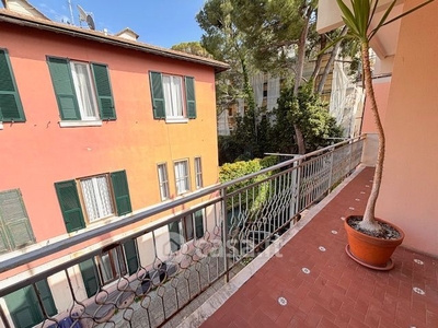 Appartamento in Affitto in Via Tancredi Marchisio a Genova