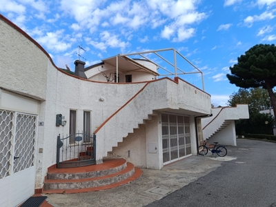 Appartamento in Località Marinella, Lamezia Terme, 2 bagni, 65 m²
