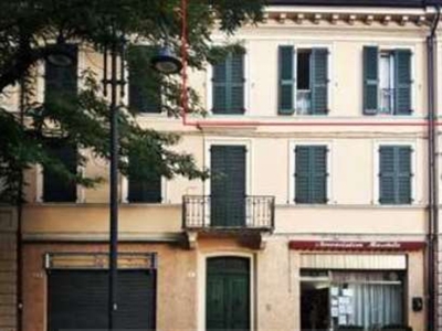 Appartamento in Piazzale della Pieve, Forlì, 6 locali, 82 m²