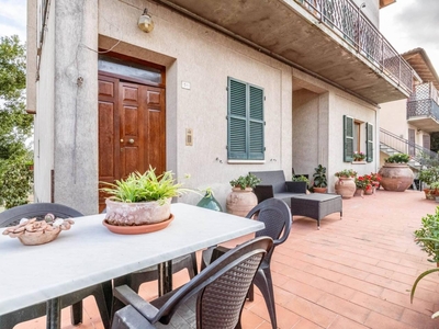 Appartamento in vendita a Torrita Di Siena