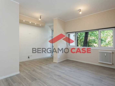 Appartamento in Vendita ad Bergamo - 350000 Euro