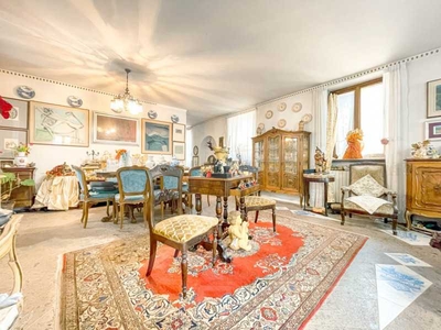 Appartamento in Vendita ad Borgomanero - 239000 Euro