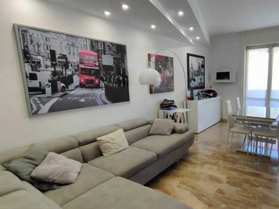 Appartamento in Vendita ad Pieve Emanuele - 325000 Euro