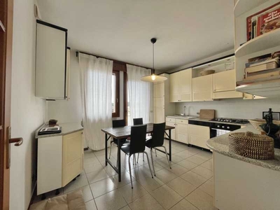 Appartamento in Vendita ad Solesino - 105000 Euro