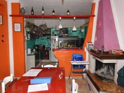 Appartamento in Vendita ad Tinnura - 18750 Euro