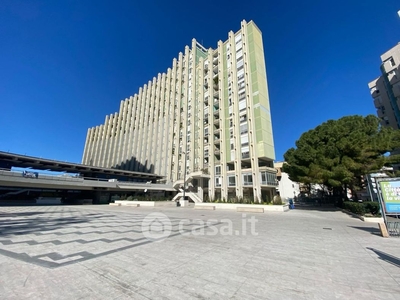 Appartamento in Vendita in Piazzale Dante Bestat a Taranto