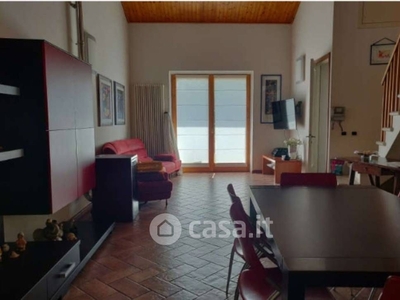 Appartamento in Vendita in Strada Provinciale delle Cesane a Urbino