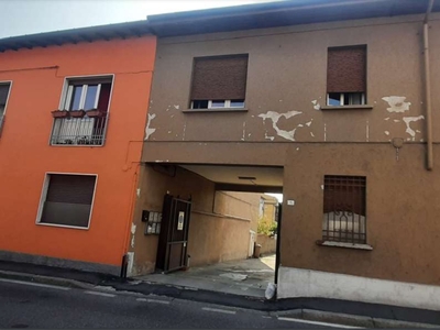 Appartamento in Via Dante Alighieri 11, Parabiago, 6 locali, 1 bagno