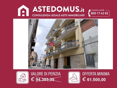 Appartamento in Via Felice Cavallotti, Caivano, 6 locali, 2 bagni