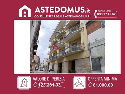 Appartamento in Via Felice Cavallotti, Caivano, 7 locali, 2 bagni
