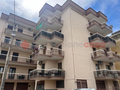 Appartamento in Via Giuseppe Alberto pugliese 283, Toritto, 5 locali