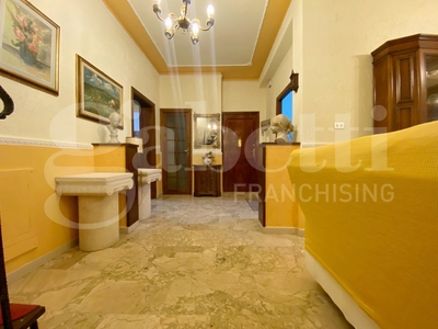 Appartamento in Via Magellano 20A, Sassari, 5 locali, 2 bagni, 170 m²