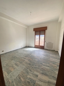 Appartamento in Via Polistena 10, Reggio di Calabria, 5 locali, 200 m²