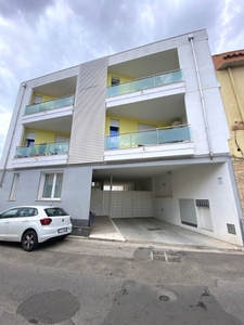 Bilocale in VIA ARGIOLAS, Cagliari, 1 bagno, posto auto, 60 m²