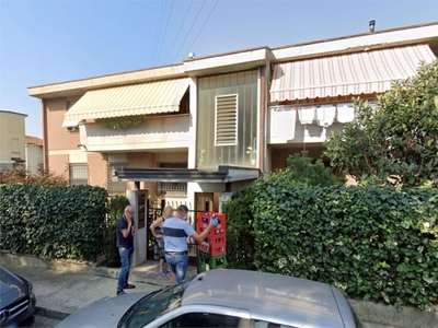 Bilocale in Via Passo del Sempione 1, Brescia, 1 bagno, garage, 72 m²
