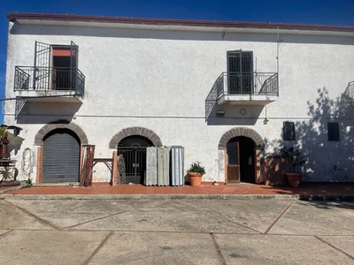 Casa colonica in Contrada croce di casale, Carinola, 9 locali, 2 bagni