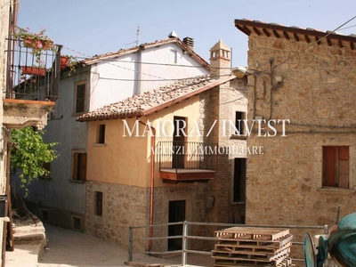 Casa indipendente in vendita a Ascoli Piceno