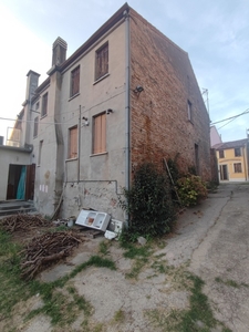 Casa indipendente in Via COSTA DI ROVIGO Via G. Matteotti 0, 13 locali
