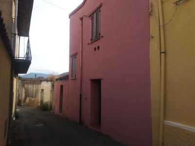 Casa indipendente in Via Vittorino Da Feltre 9, Siliqua, 5 locali