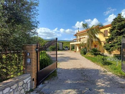 Casa Semi indipendente in Vendita ad Terracina