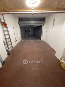 Garage/Posto auto in Affitto in Via Francesco Saverio Mosso 1 a Genova