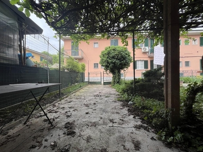 Monolocale in Via Pallavicini, Desio, 1 bagno, arredato, 35 m²