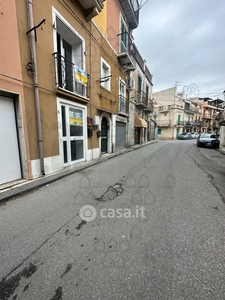 Negozio/Locale commerciale in Affitto in Via Consolare Valeria a Messina