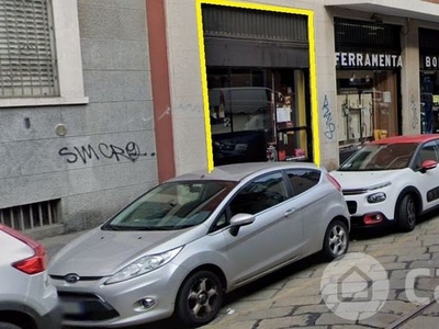 Negozio/Locale commerciale in Affitto in Via Rubens 14 a Milano