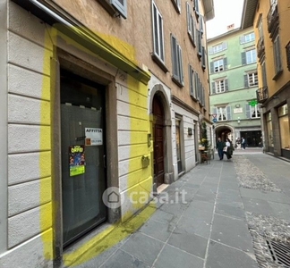 Negozio/Locale commerciale in Affitto in Via Sant'Orsola 20 a Bergamo