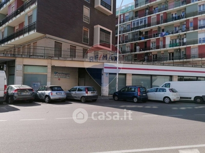 Negozio/Locale commerciale in Vendita in a Cagliari