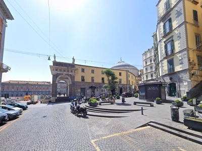 Negozio / Locale in vendita a Napoli
