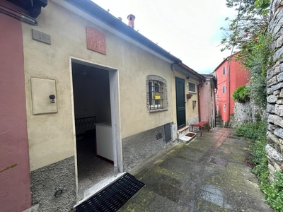 Porzione di casa ad Arcola, 2 locali, 1 bagno, 57 m² in vendita