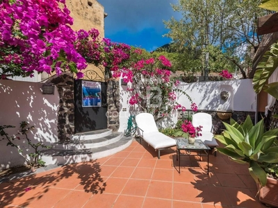 Prestigiosa villa di 470 mq in vendita, Via del Progresso, 4, Leni, Sicilia