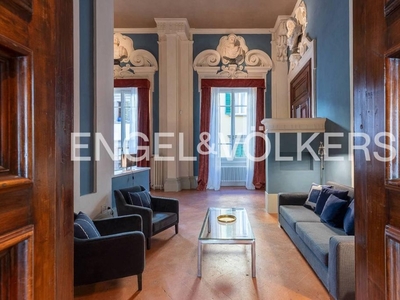 Appartamento di prestigio in affitto Firenze, Italia